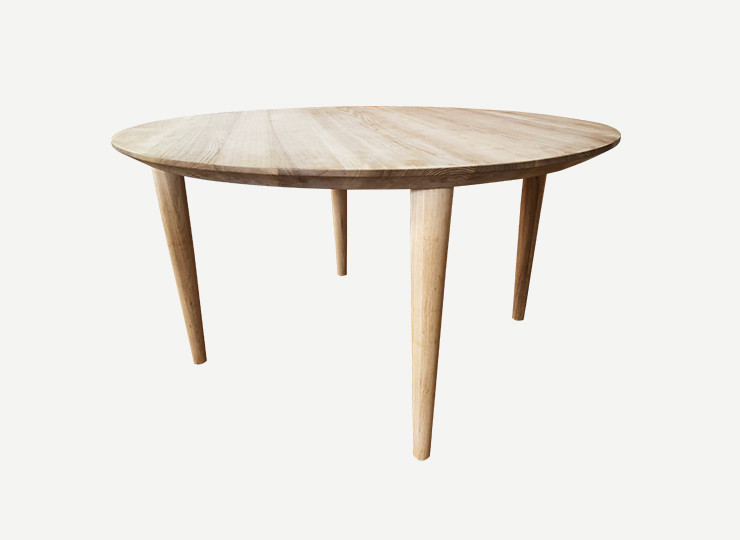 rounddiningtable01